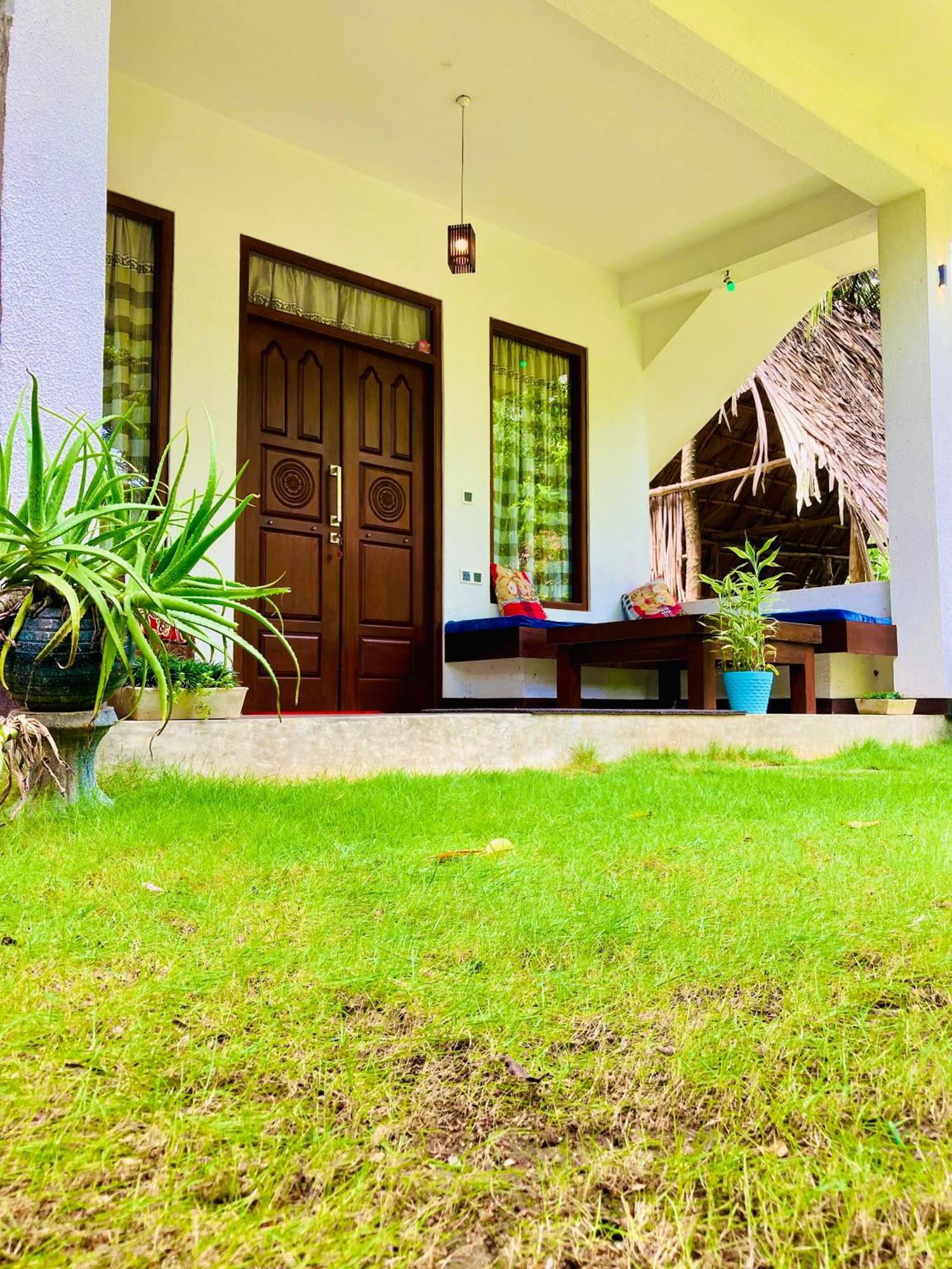 Mountain Seaview Cabanas Tangalle Exteriör bild